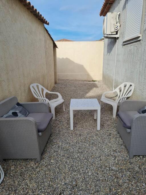 Appartement 53 M² - Pignans Au Coeur Du Var Экстерьер фото